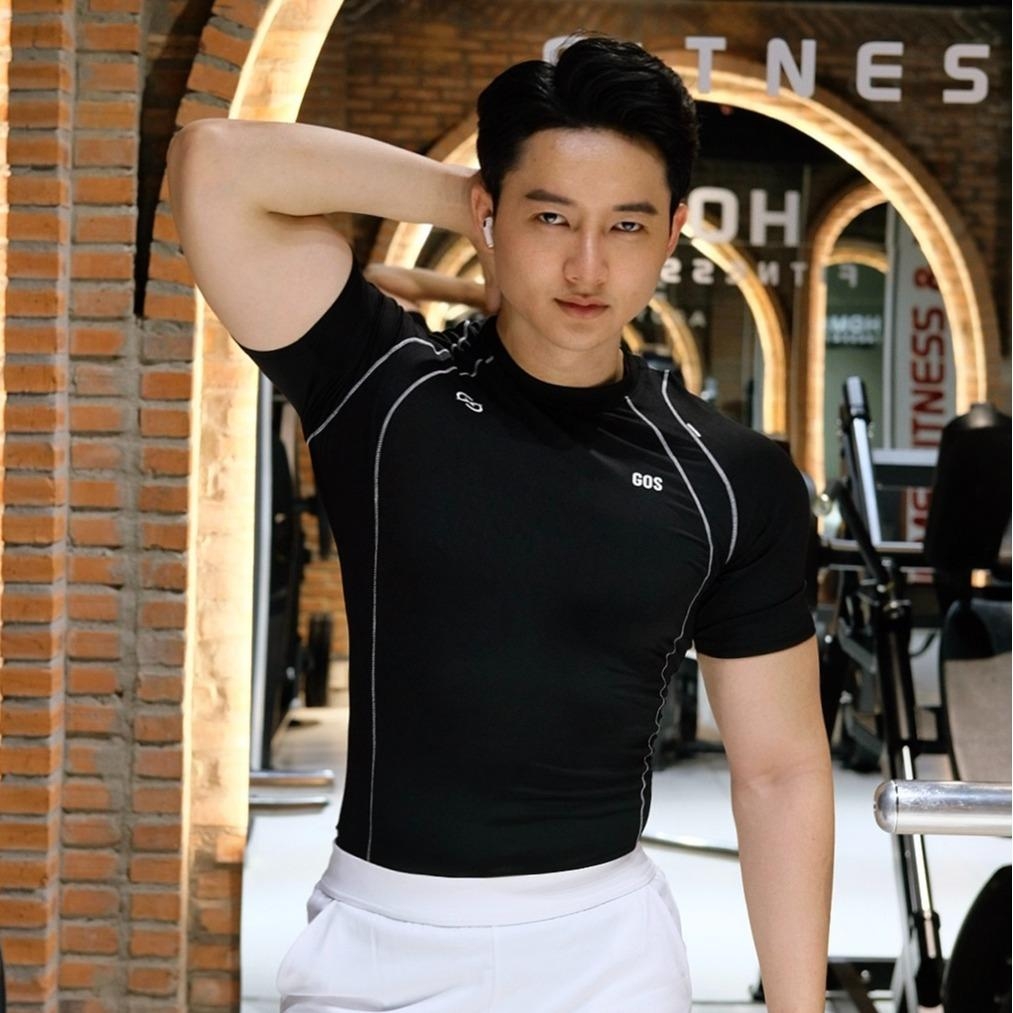 Áo thể thao nam GOS Zion S22 (SIÊU ÔM VÙNG EO)