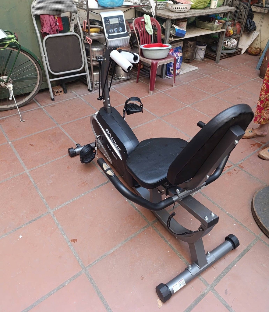 Xe đạp tập thể dục PRO-590R