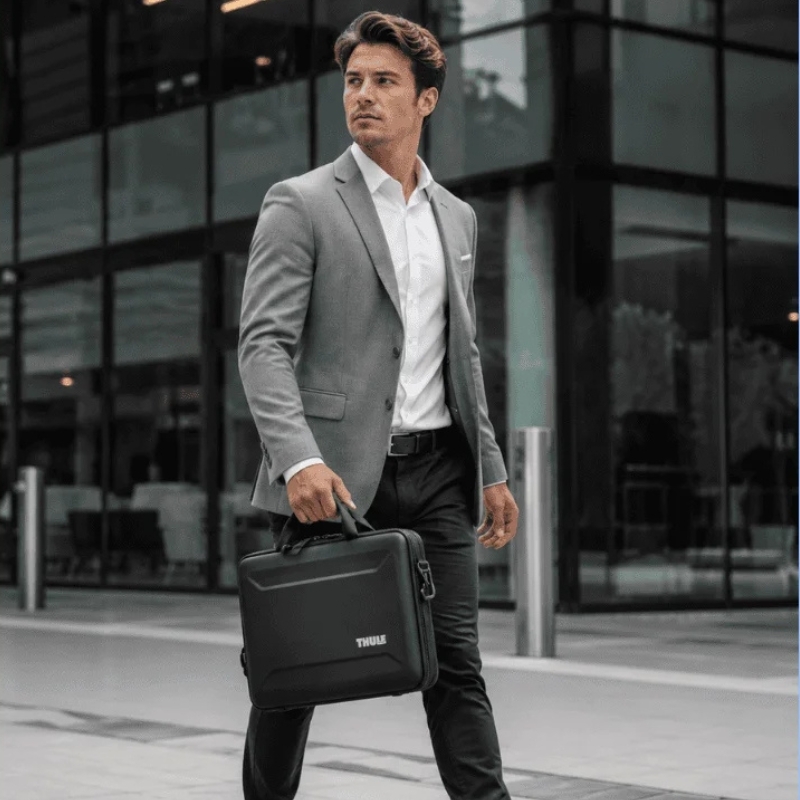 Túi đeo chống sốc laptop THULE Gauntlet Attaché 14 / 16 inch, vỏ cứng chống va đập, mở 180 độ - TGAE255