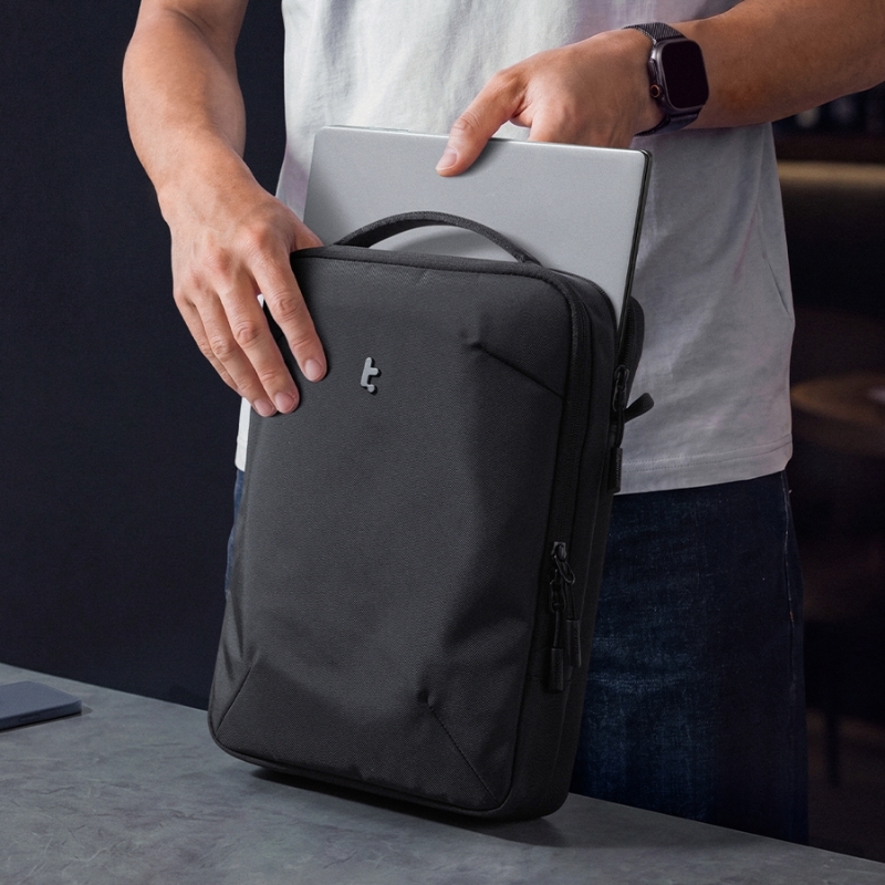 Túi đeo vai TOMTOC Upgrade UrbanEX A04 Shoulder Bag laptop 14 / 16 inch - Kháng nước, đệm vai, CornerArmor