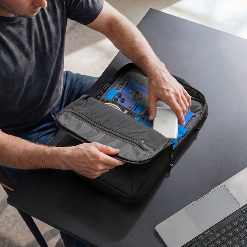 Túi đeo vai TOMTOC Upgrade UrbanEX A04 Shoulder Bag laptop 14 / 16 inch - Kháng nước, đệm vai, CornerArmor