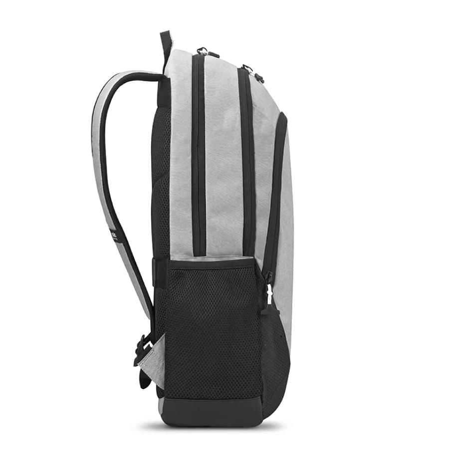 Balo Laptop Du Lịch SOLO Varsity Region 15.6 inch VAR704-10
