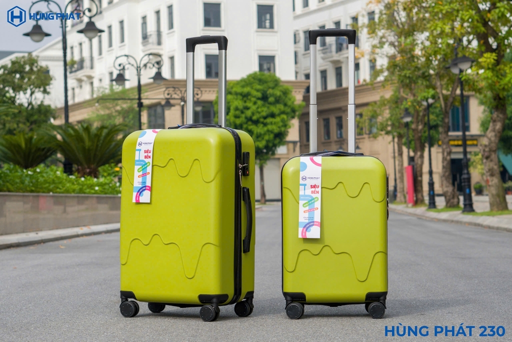 Vali Nhựa Xách Tay 20 Inch Hùng Phát UZO 230