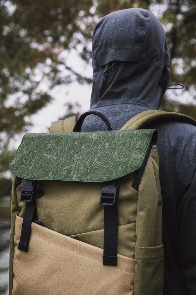 BALO LAPTOP 16 INCH TOMTOC (USA) SLASH FLIP RUCKSACK 18L GREEN T64M1T1GC / A64E1