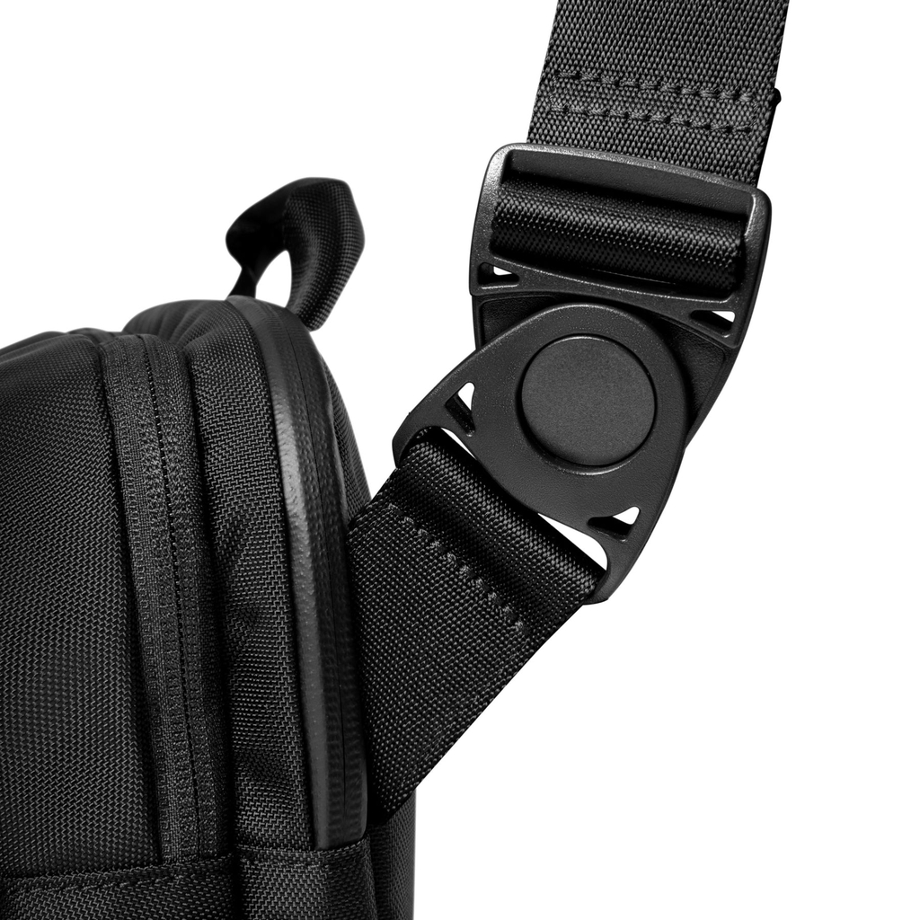 Túi đeo chéo Tomtoc Urbanex-B11 Shoulder Bag 11 inch Black – B11A1D1