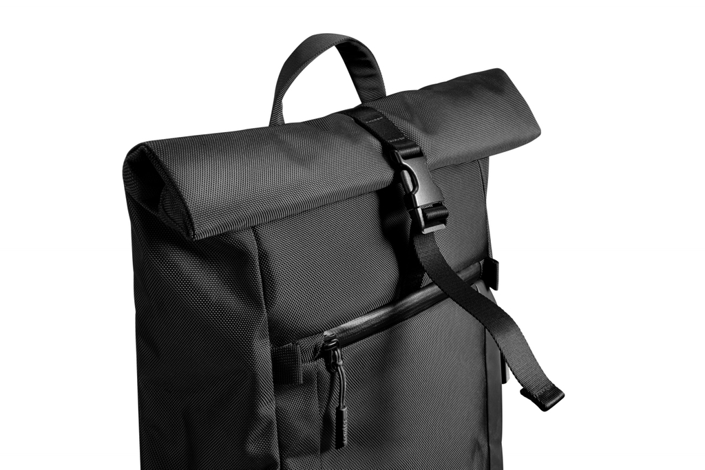Balo Du Lịch Laptop 15.6 Inch TOMTOC DAYPACK T61M1 Dành Cho MacBook 16 Inch Sức Chứa 23L - tại Balonation.vn