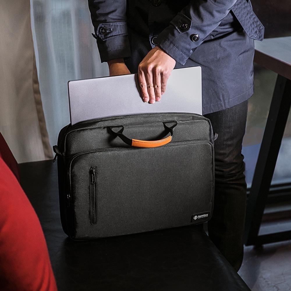 Túi Xách Laptop / Đeo Vai Chống Sốc TOMTOC Briefcase Premium For 13 14 MacBook/Pro/Surface/Ultrabook A43