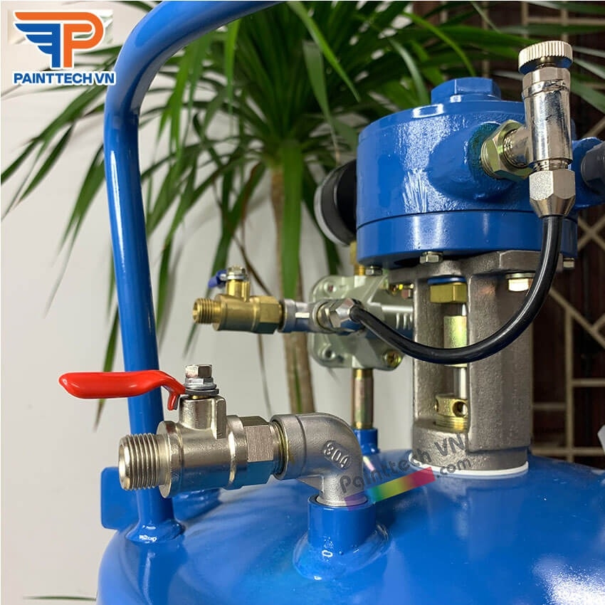 Nồi Trộn Sơn Kiểu trộn: Trộn tự động  Dung tích lớn nhất: 8.4 lít  Dung tích nhỏ nhất: 2.6 lít  Bảo hành: 12 tháng