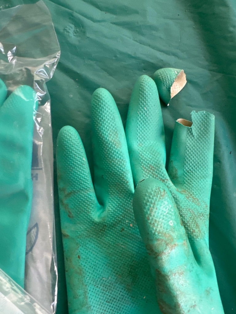 Găng tay cao su nitrile rửa bát bền 3 tháng A536
