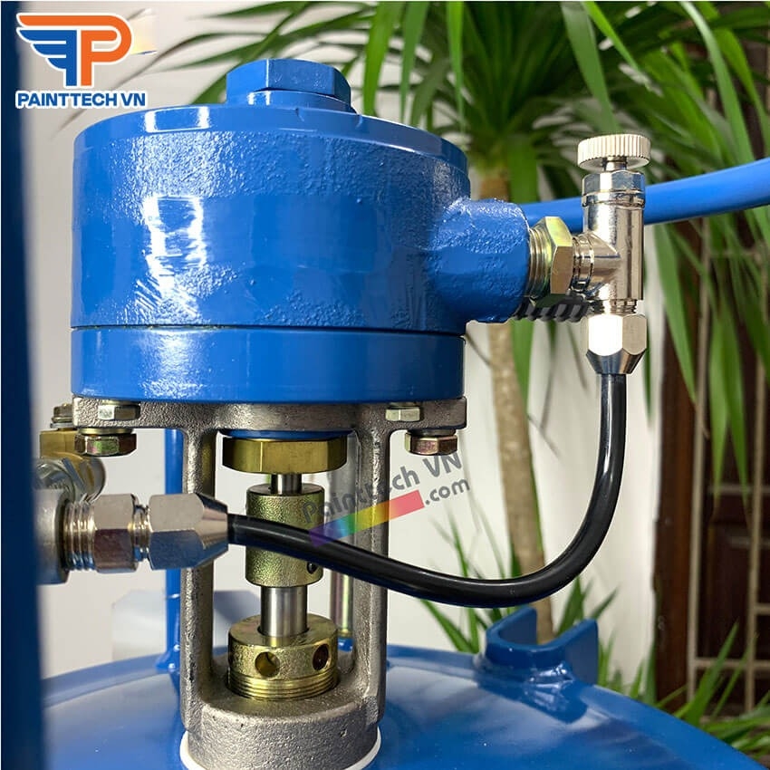 Nồi Trộn Sơn Kiểu trộn: Trộn tự động  Dung tích lớn nhất: 8.4 lít  Dung tích nhỏ nhất: 2.6 lít  Bảo hành: 12 tháng