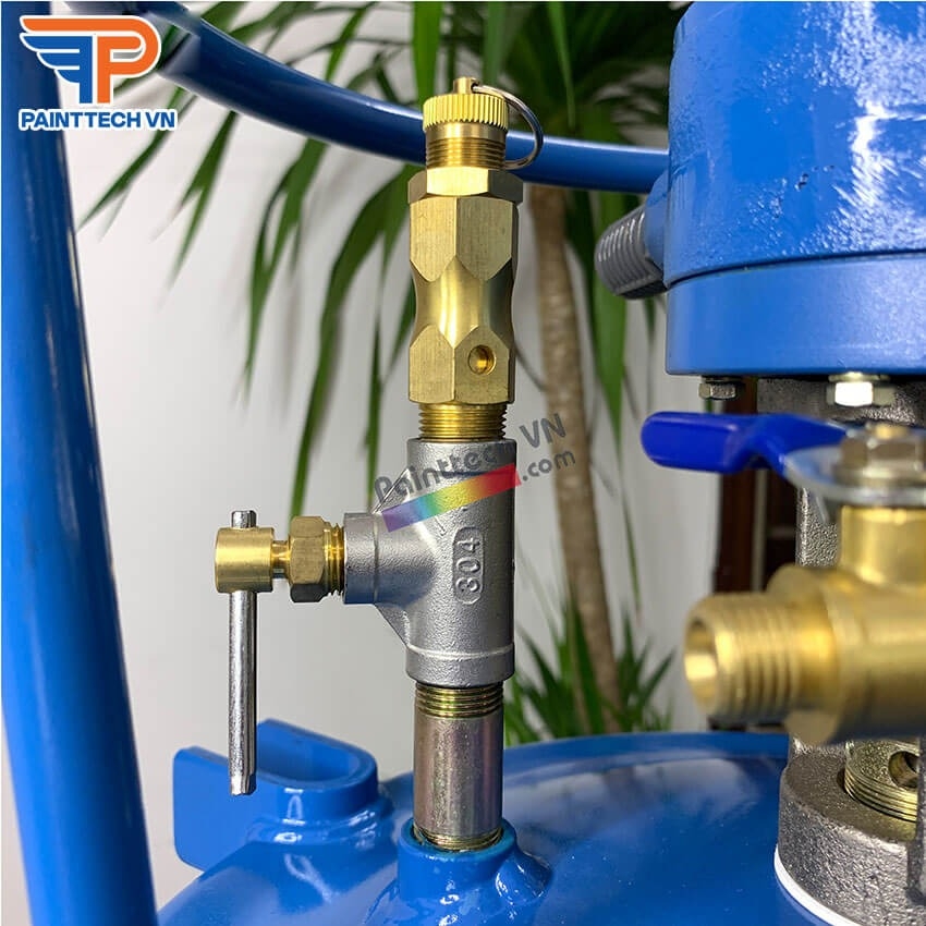 Nồi Trộn Sơn Kiểu trộn: Trộn tự động  Dung tích lớn nhất: 8.4 lít  Dung tích nhỏ nhất: 2.6 lít  Bảo hành: 12 tháng