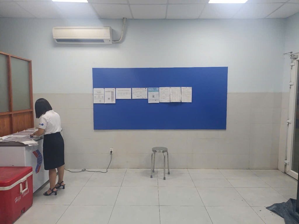 Bảng ghim nỉ xanh cho quý văn phòng