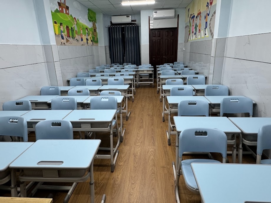 Bàn ghế học sinh cao cấp