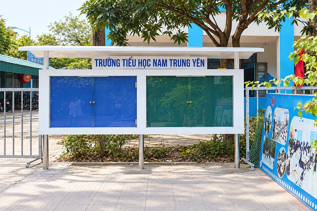 Lắp đặt bảng tin tại trường tiểu học Nam Trung Yên