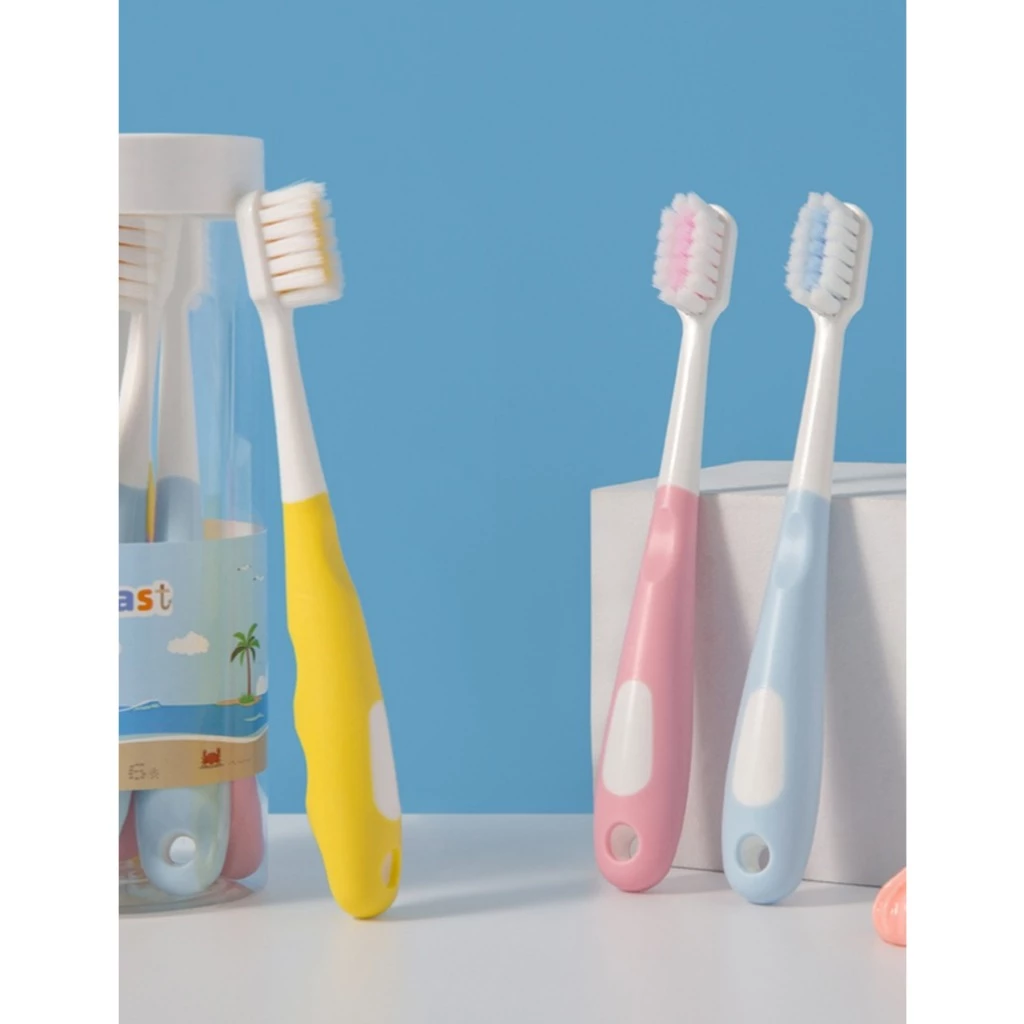 Hộp 6 bàn chải đầu vuông màu sắc