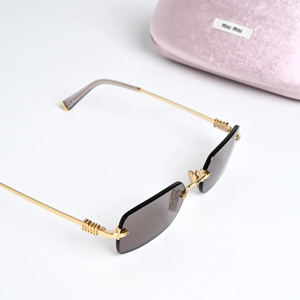 MIU MIU 0MU B50S