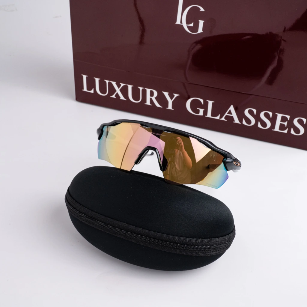 OAKLEY 0OO9208