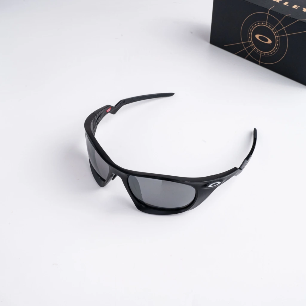 OAKLEY 0OO9431