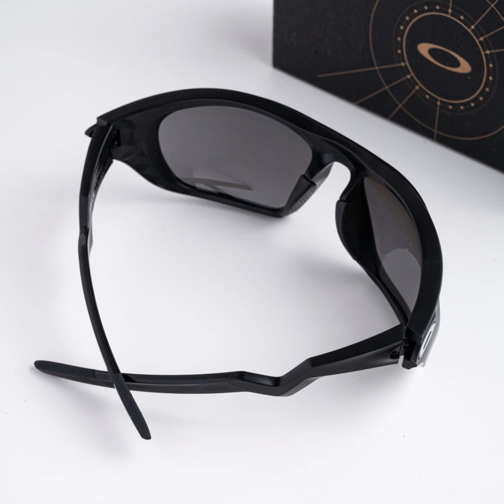 OAKLEY 0OO9431