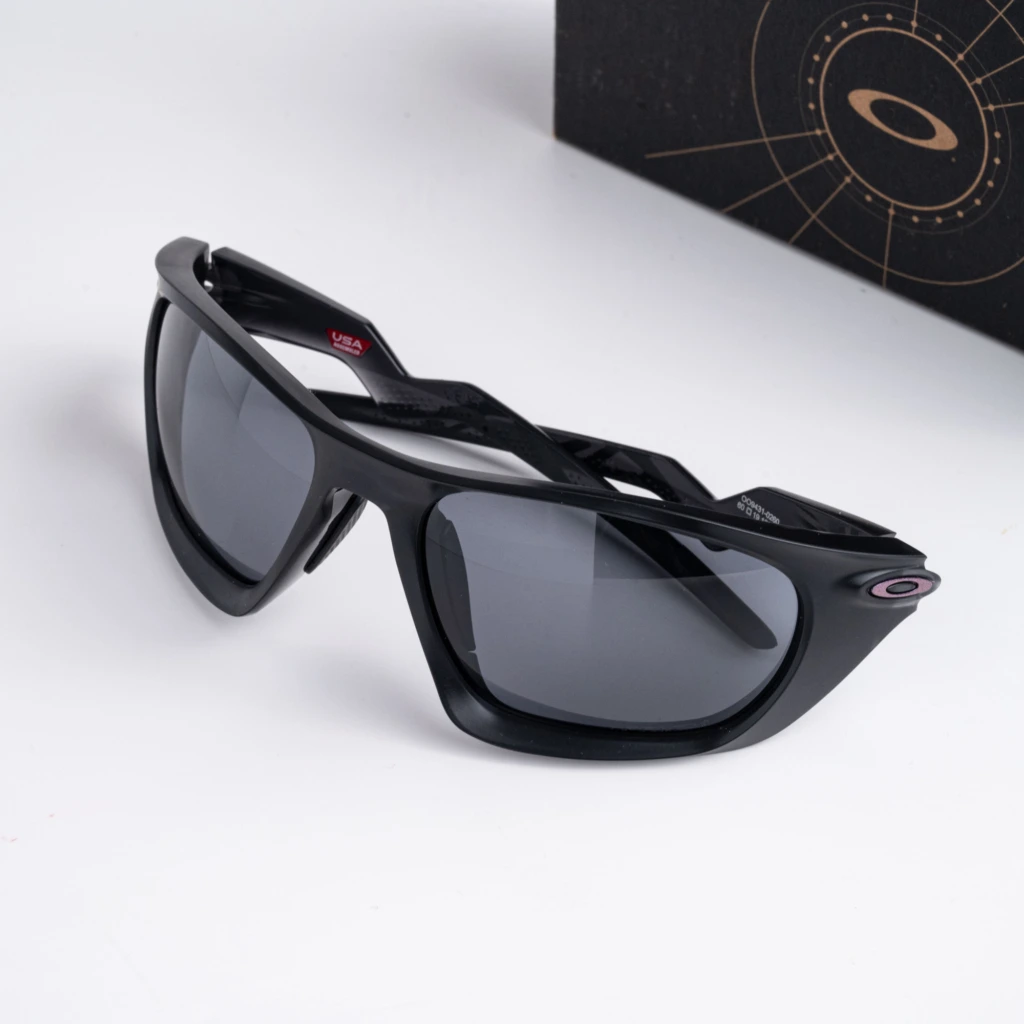 OAKLEY 0OO9431