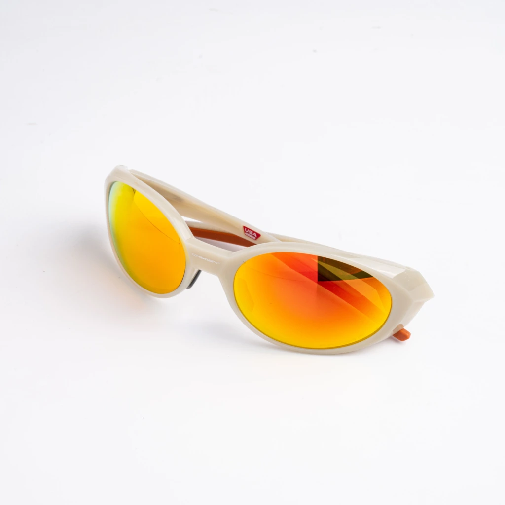OAKLEY 0OO9438