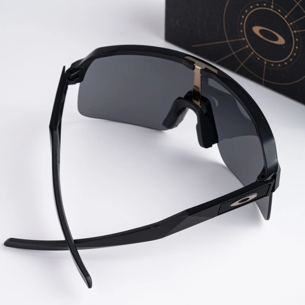 OAKLEY 0OO9463A