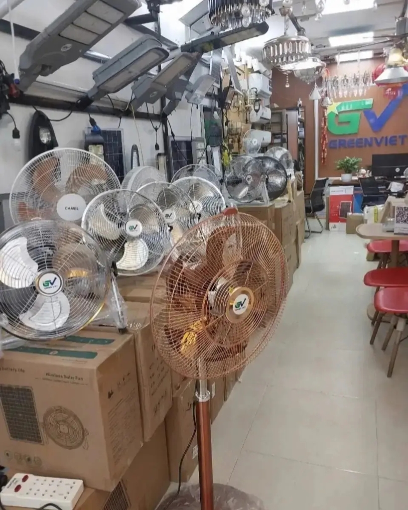 Đèn Năng Lượng Mặt Trời 500W V-BC500