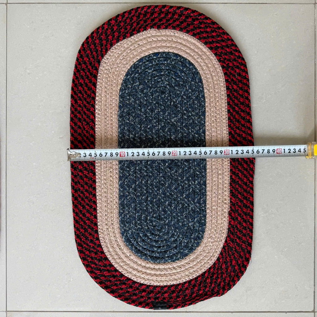 Thảm vải Oval dày kích thước 35 x 58cm