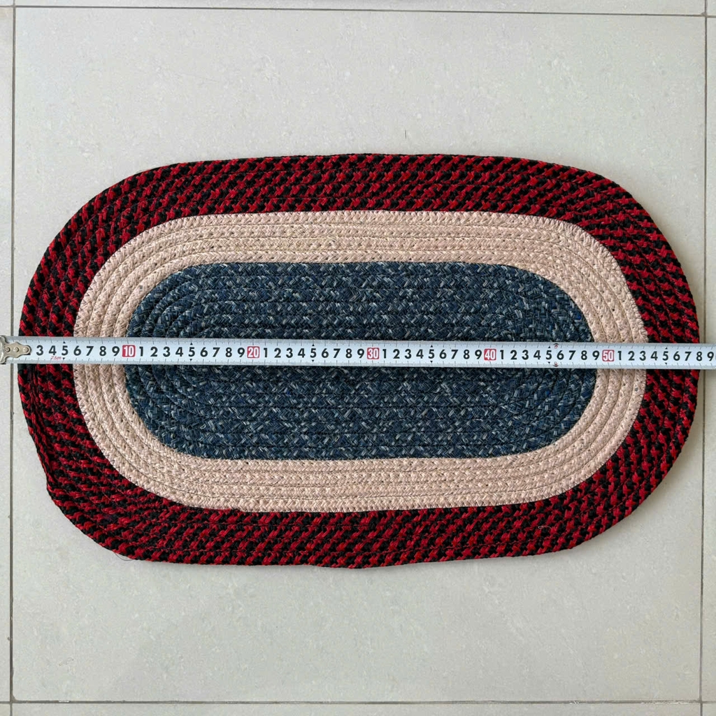 Thảm vải Oval dày kích thước 35 x 58cm