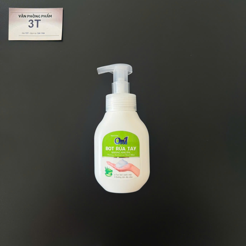 Bọt Rửa Tay On1 250ml Bọt Mịn Kháng Khuẩn Dưỡng Ẩm Da Tay