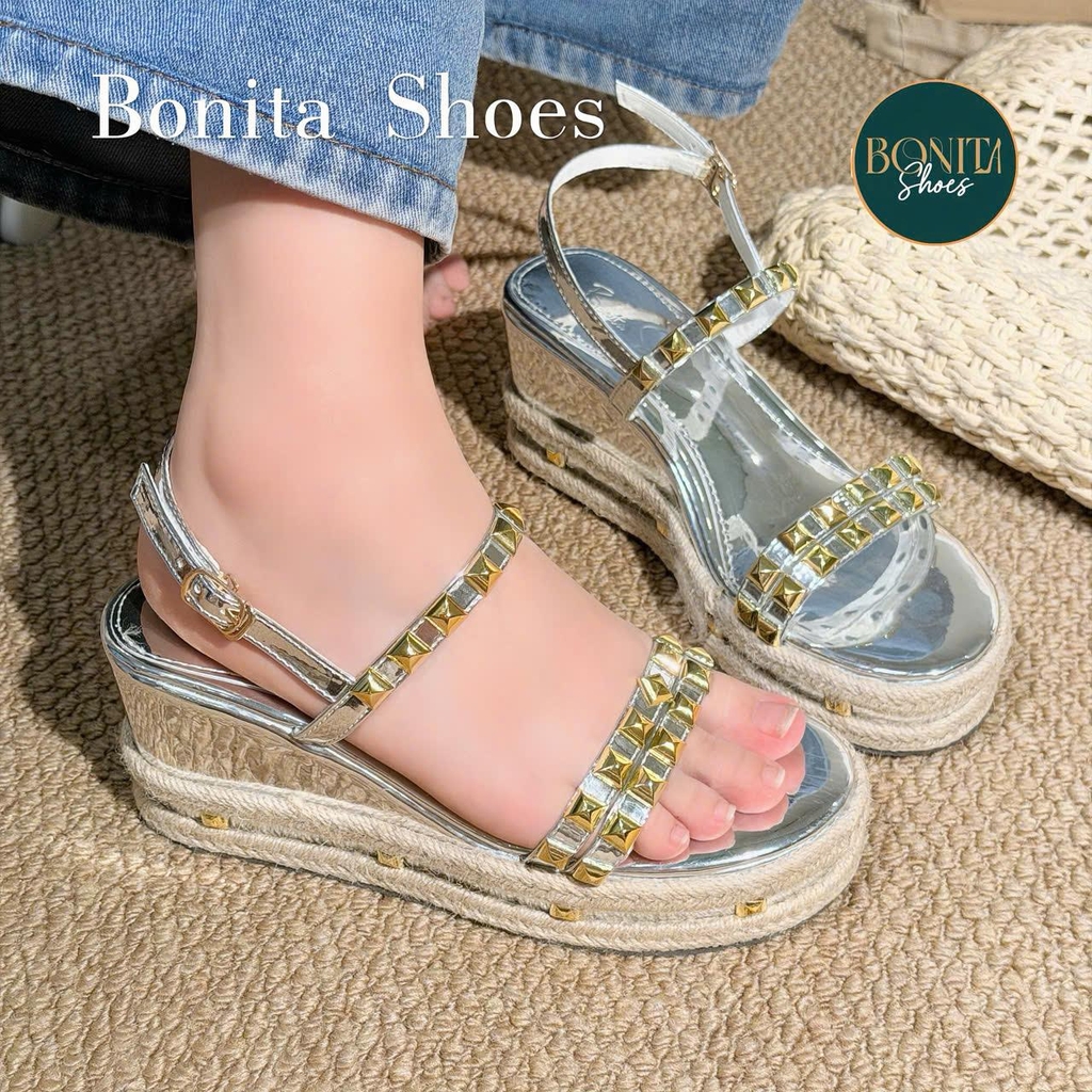 BMC15 SANDAL xuồng nữ Bonita Shoes da bóng đế viền dây cối quai đính hột đinh vàng 7 cm - NS12