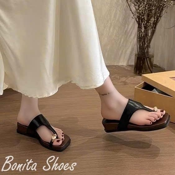 BM325 Dép bệt nữ Bonita Shoes xỏ ngón khoá vàng quai kẹp tam giác 3 cm C - NS12