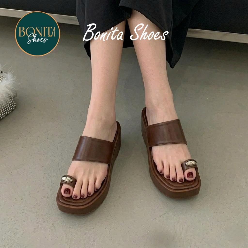 D806 Dép xuồng nữ Bonita Shoes quai ngang xỏ ngón đính ngọc (FORM RỘNG) - NS12