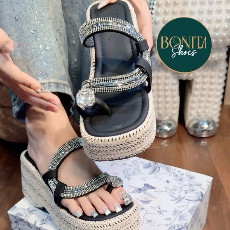 BONITA SHOES  Dép xuồng nữ xỏ hột đá eo đá láp lánh đế giả cối xinh 9 cm - N12