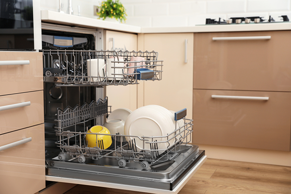 Máy rửa chén mang lại những tiện ích gì cho căn bếp hiện đại?