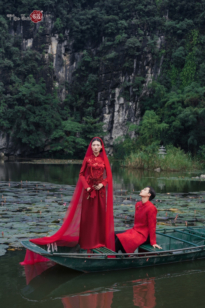 Áo dài Tình Hoa
