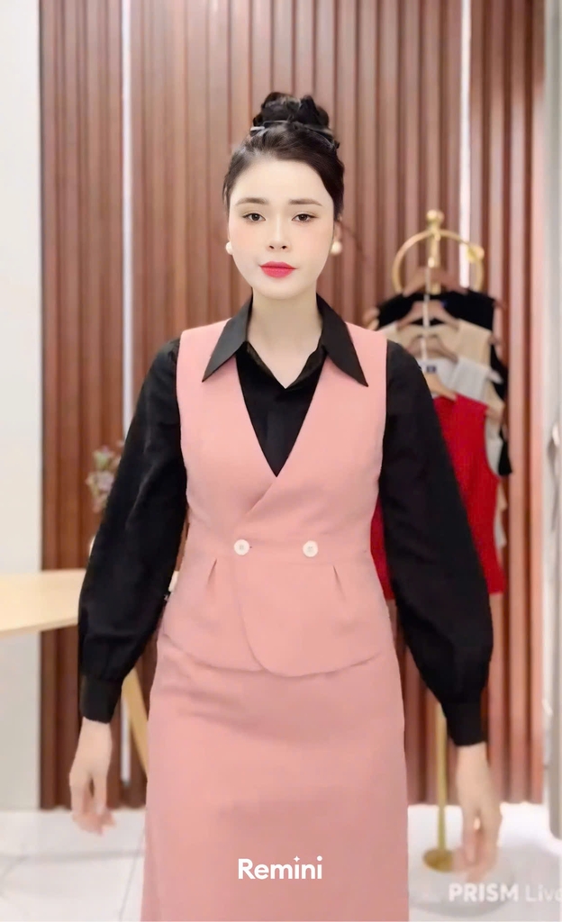 Áo gile peplum 2 cúc thanh lịch UKAK2407005