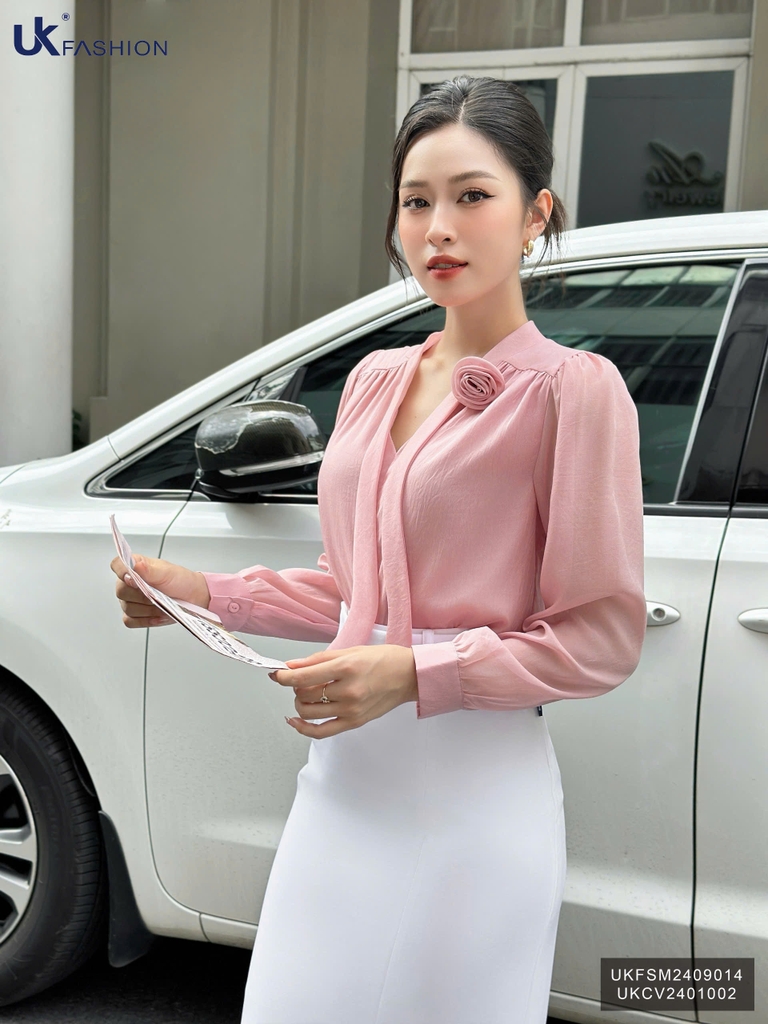 Sơ mi tơ cổ vạt hoa cực xinh xắn UKFSM2409014