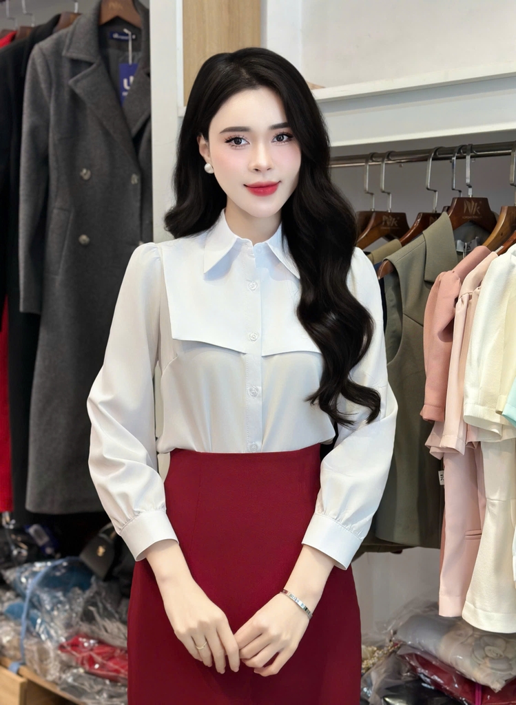 Áo sơ mi cổ đức dài tay đô ngực xinh xắn, kiểu cách UKSM2501013 ( Ko kèm CV/QU/PK )