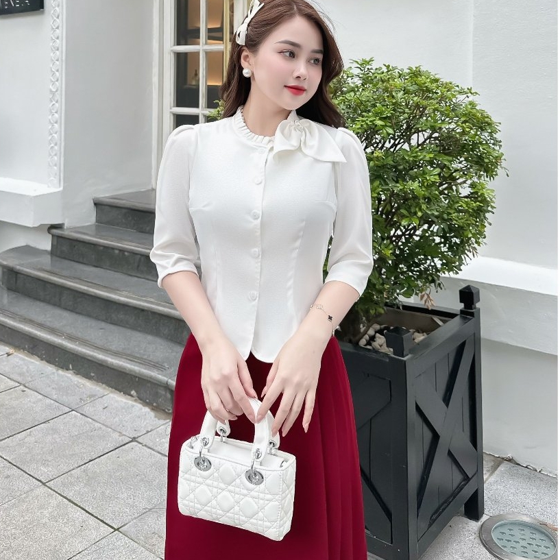 Sơ mi bèo có nơ vai UK Fashion Cao Cấp, Tơ Lụa Mềm Mại UKSM2310001