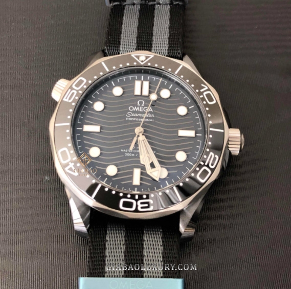 Đồng Hồ Omega Seamaster Momega Co Axial 210.92.44.20.01.002