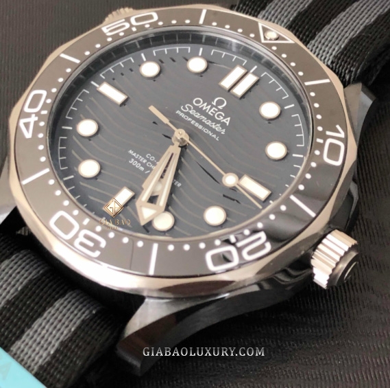 Đồng Hồ Omega Seamaster Momega Co Axial 210.92.44.20.01.002