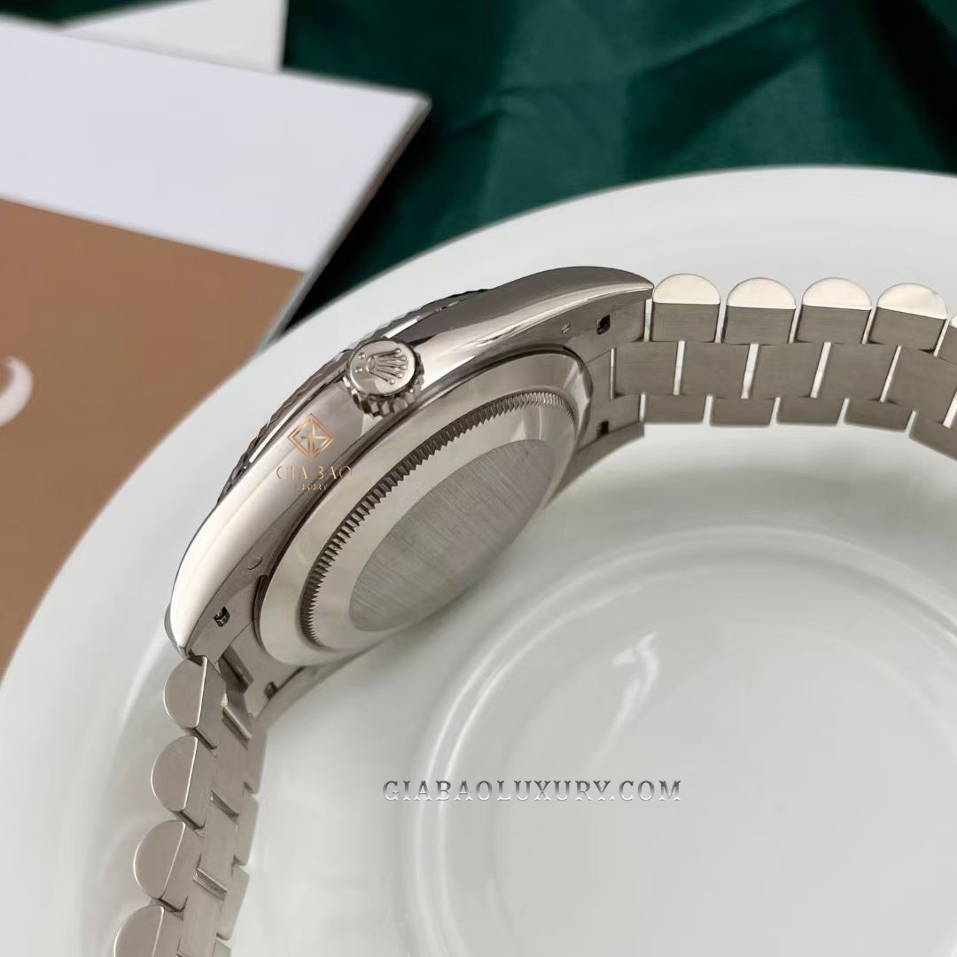 Đồng Hồ Rolex Day-Date 40 228239 Mặt Số Trắng