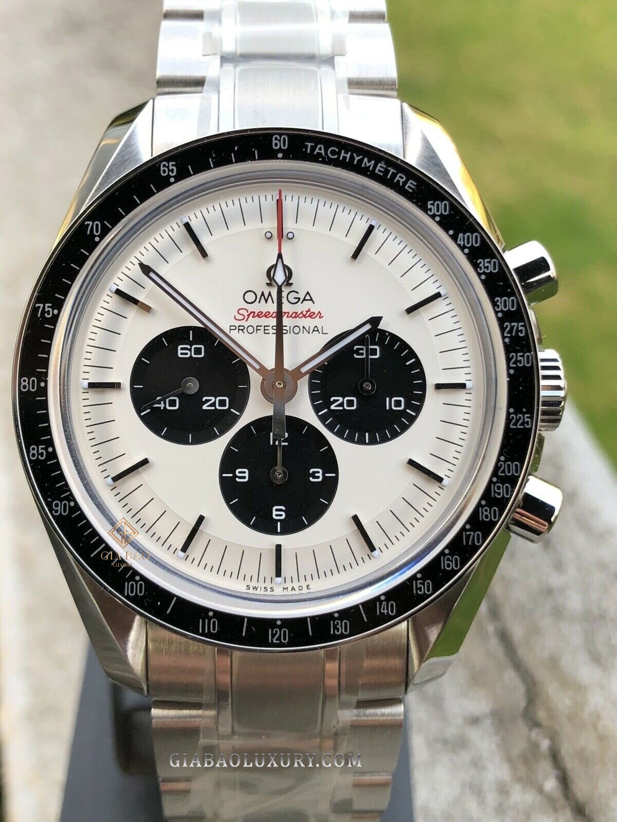 Đồng Hồ Omega Speedmaster Tokyo Olympics PANDA 522.30.42.30.04.001