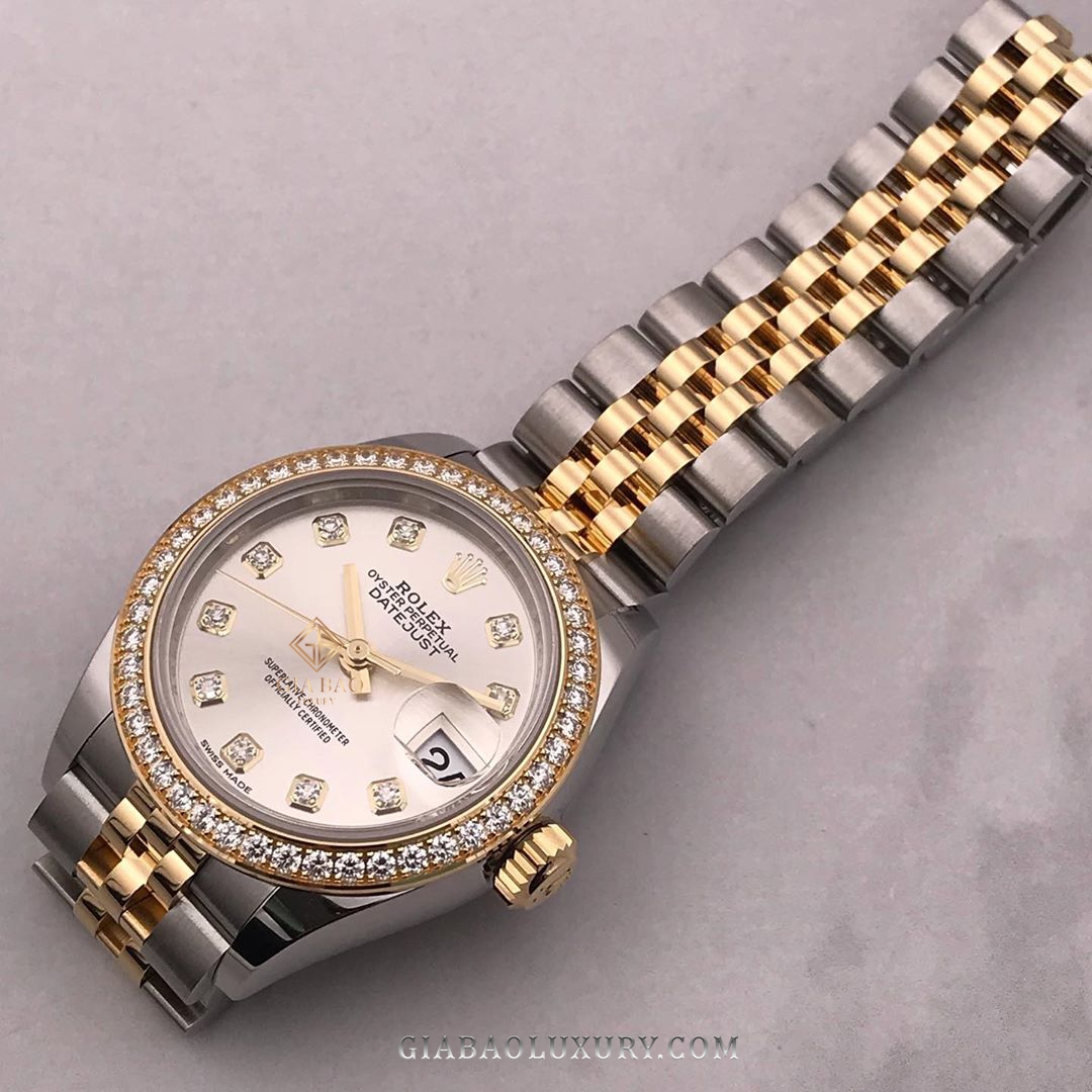 Đồng Hồ Rolex Lady-Datejust 28 279383RBR Mặt Số Bạc Nạm Kim Cương