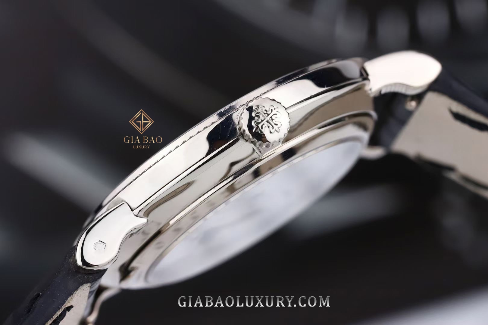 Đồng Hồ Patek Philippe Calatrava 7119G-010