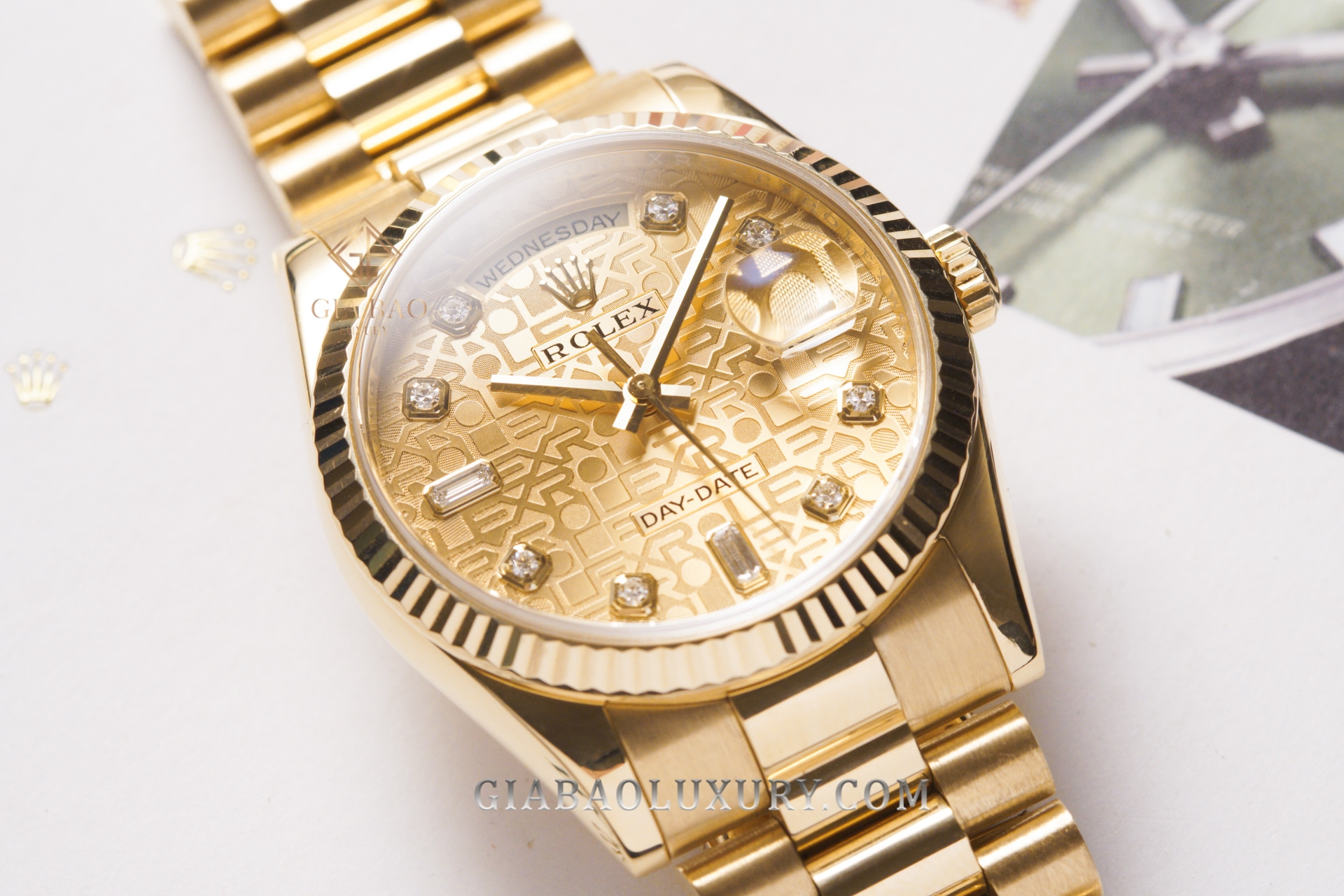 Đồng Hồ Rolex Day Date 36 118238 Mặt Số Vi Tính Vàng Champagne (Like New)