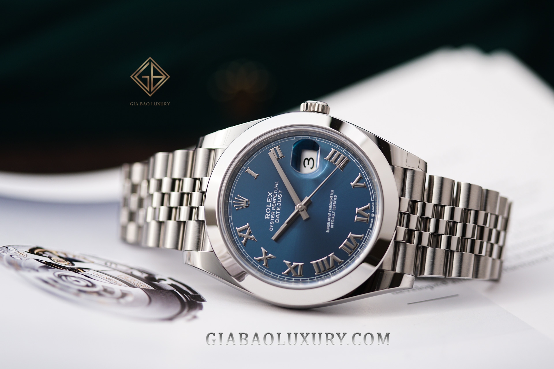 Đồng Hồ Rolex Datejust 41 126300 Mặt Số Xanh Cọc Số La Mã
