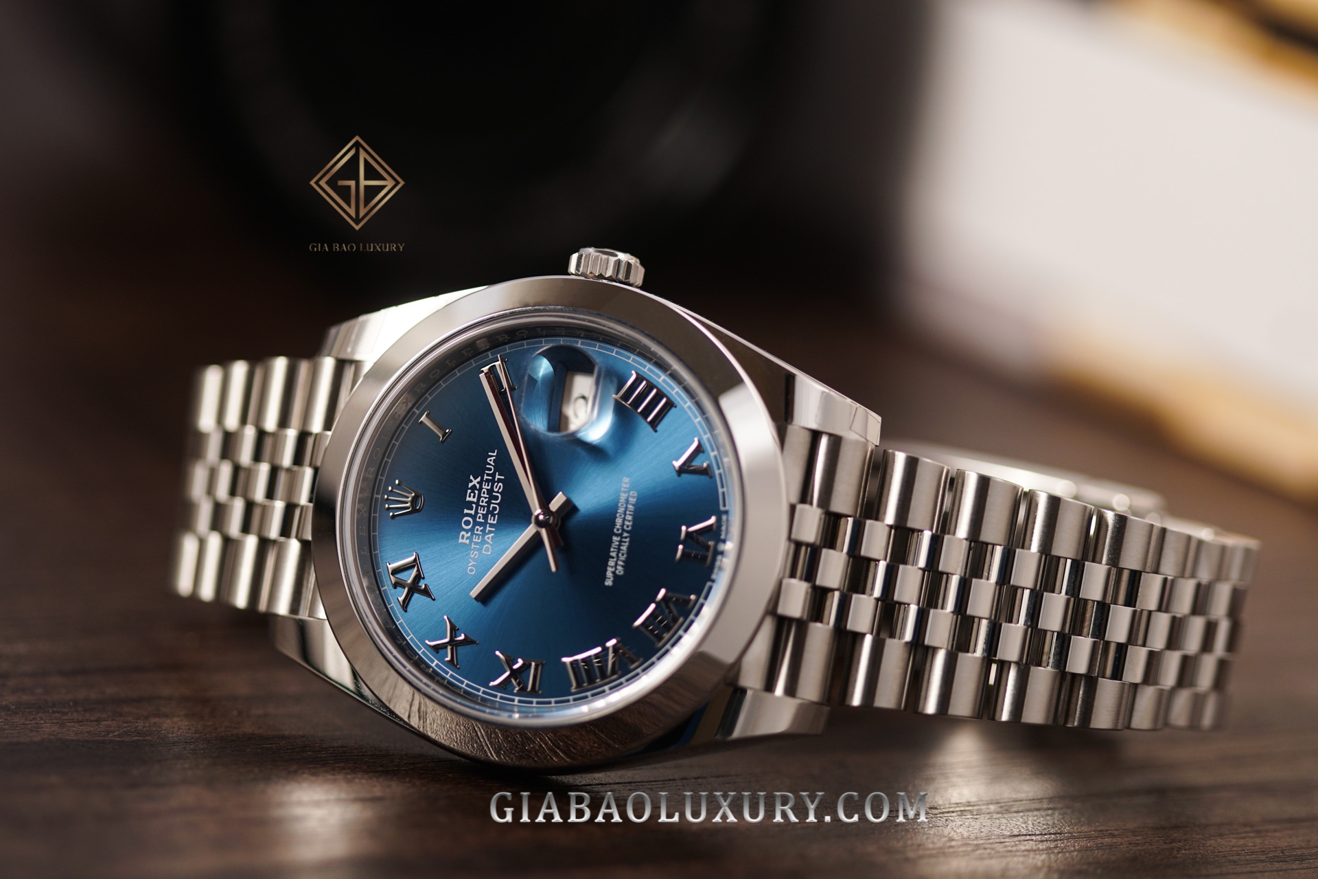Đồng Hồ Rolex Datejust 41 126300 Mặt Số Xanh Cọc Số La Mã