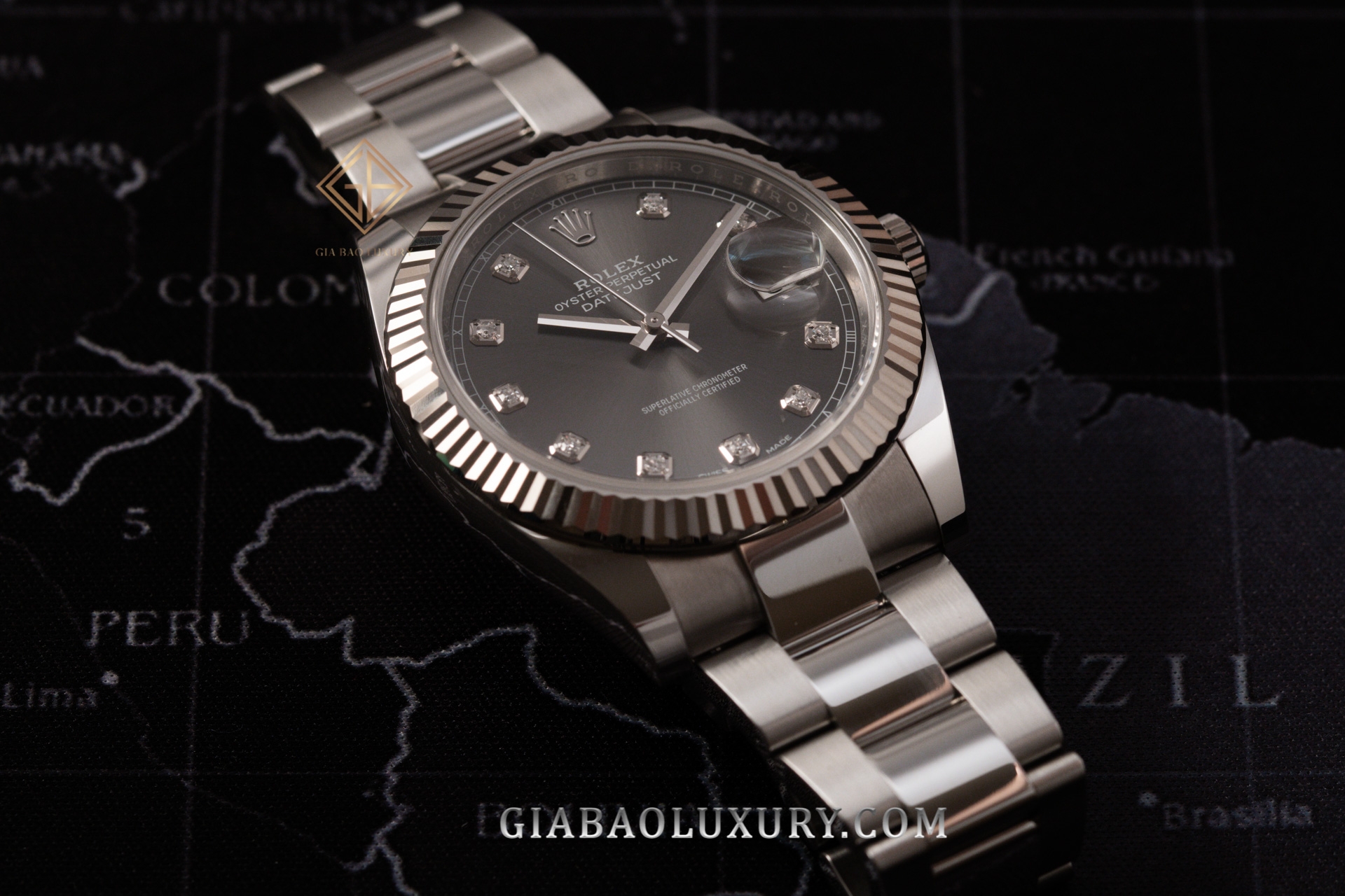 đồng hồ Rolex Datejust 126334 mặt số Rhodium tối, cọc số kim cương dây đeo Oyster